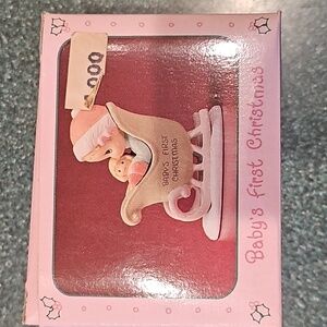 NIB Vintage precious moments figurine baby's first Christmas miniature